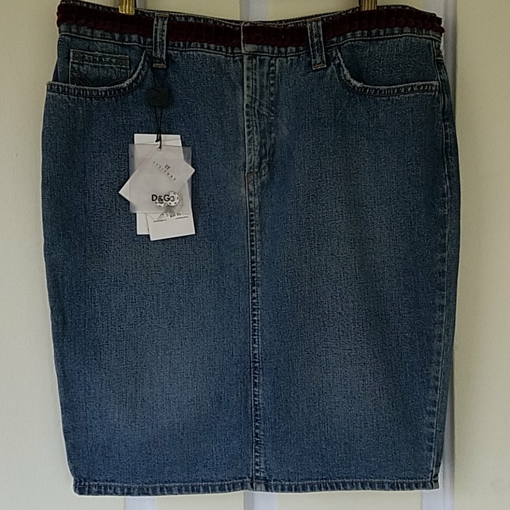 NWT▪︎DOLCE & GABBANA Denim Skirt